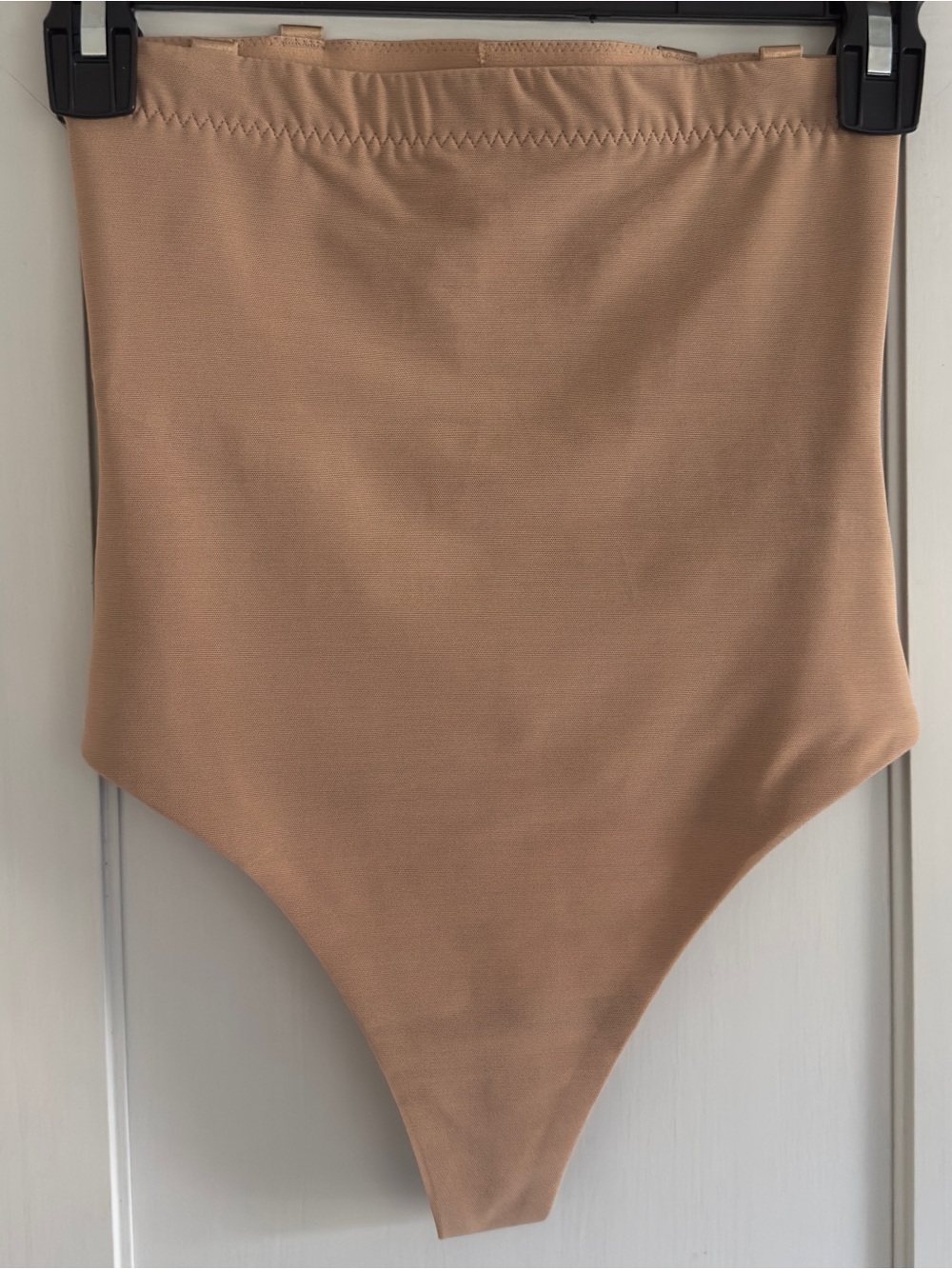 Honeylove SuperPower Thong in Sand Size Small